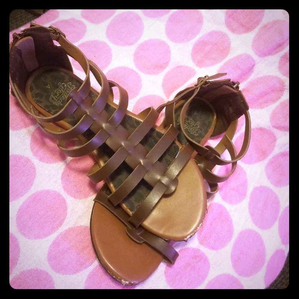 Brown Sandles